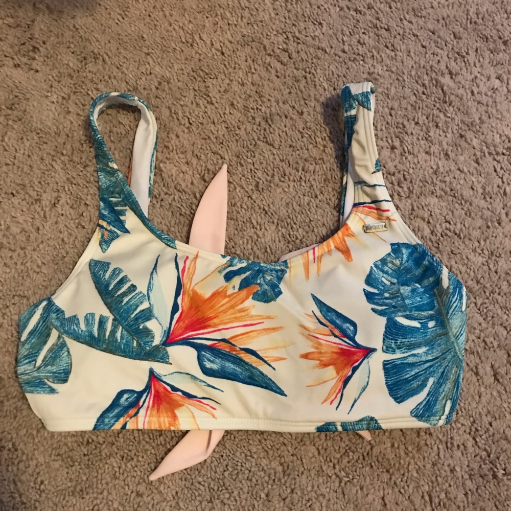 Roxy top